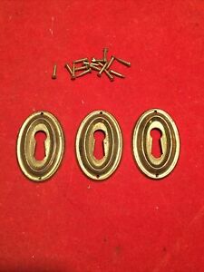 3 VINTAGE OLD BRASS OVAL ESCUTCHEON KEY HOLE  COVER PLATES