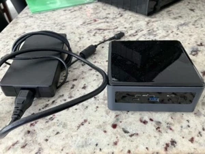 Intel NUC 10 Performance (Intel Core i7-BXNUC10I7FNH, 1.10GHz, 16GB RAM) Mini PC - Afbeelding 1 van 5