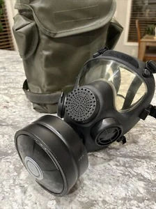 Gas Mask Black w/ Unused Filter & Bag - Polish MP5 - Size 4 - Picture 1 of 9
