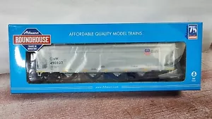 Union Pacific RR ACF 5250 Centerflow Hopper 490827 Athearn Roundhouse 1207 HO - Picture 1 of 4