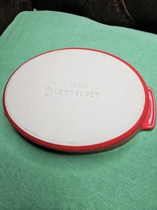 LE CREUSET 10" X 8" RED OVAL STONEWARE BAKING CASSEROLE DISH 13-20 - Picture 1 of 8