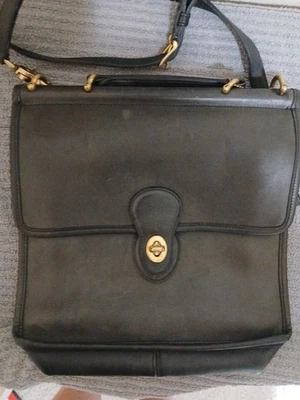Coach Vintage 9927 Willis Leather Purse Crossbody Bag Black, Gold Accents - Image 1 of 4