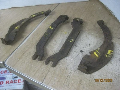 OLDSMOBILE PONTIAC FULL 1971 SIZE CAR 11" PARKING BRAKE CABLE ARM SEPARATOR 1975 - Image 1 of 4