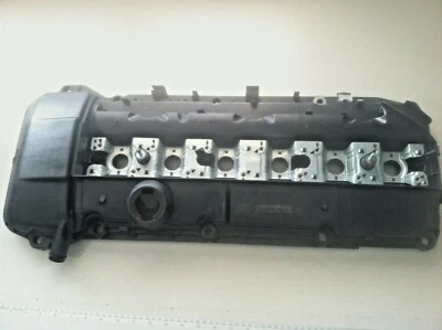 BMW 325xi 325i 330i 330Ci E46 2000-2002 ~ cubierta de culata ~ 11121432928 	 Foto 1 de 4