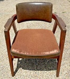 1960s W.H. Gunlocke Chair Company 21-C Walnut Chair  