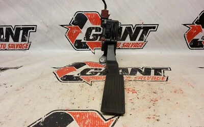 07 CHEVROLET HHR POWER ACCELATOR GAS PEDAL 22710861 - Image 1 of 4