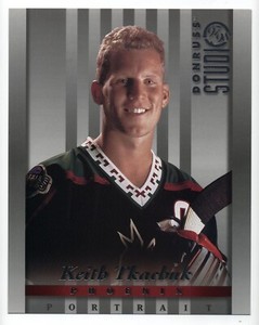 1997-98 Donruss Studio Portraits Keith Tkachuk 8 x 10 (Coyotes)