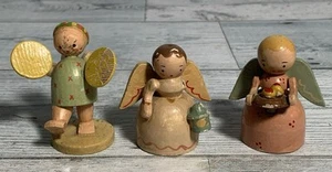 3- Vintage Christmas Figurines Italy Wooden Angels 2 Are Marked - Picture 1 of 7