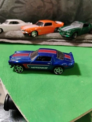 HOT WHEELS 70 CAMARO BLUE - Image 1 of 4
