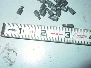 NOS POSTEN VON 20 SECHSKANT 4-40X1/4 EDELSTAHL ABSTANDSHALTER - Bild 1 von 1