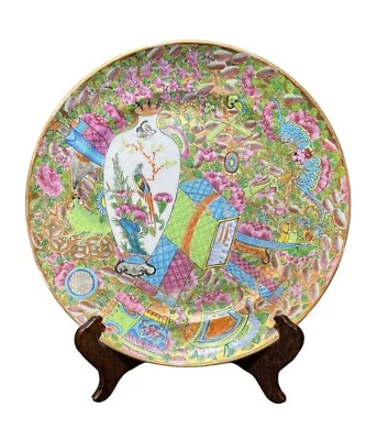 Plato de porcelana rosa familiar clavado del siglo XIX Foto 1 de 4