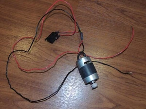 Bürstenmotor CDS-R555-A014-02 742514002 Bodenstaubsauger BH53420 ONEPWR Evolve Pet kabellos - Bild 1 von 1