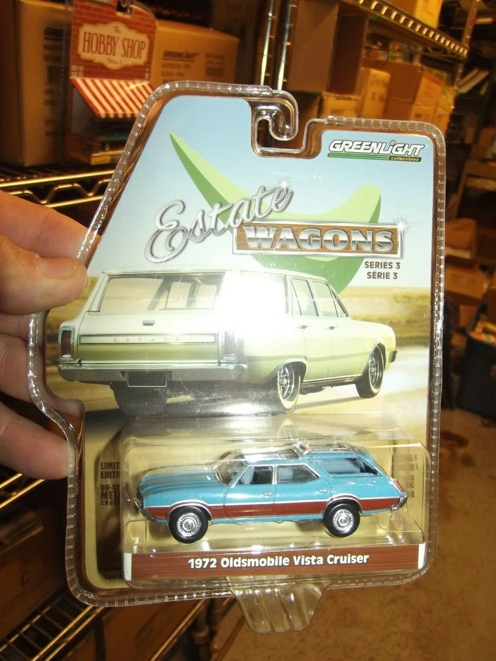 Oldsmobile Vista Cruiser Wagon Greenlight 1/64 1972 azul nuevo en caja Foto 1 de 1