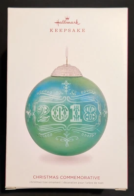 Ornamento de bola “comemorativo de Natal” Hallmark 2018 – 6º em série #QX9506 - Imagem 1 de 4