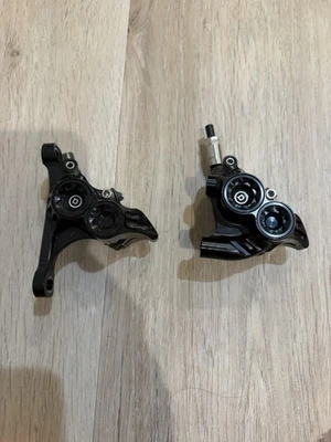 Hope RX4 盘式制动卡钳 - 平安装前后 20 毫米 DOT 类型黑色 — 第 1/4 张图片