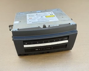 2010-2013 Mercedes W221 S550 S400 Head Navigation Command CD/Audio OEM ( 128K ) - Picture 1 of 9