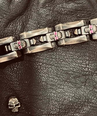 Brazalete de eslabones de llama de acero zafiro raro Foto 1 de 4