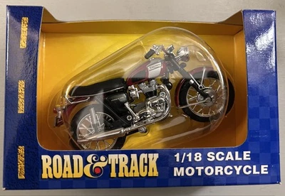 Maisto Road and Track Triumph Bonneville 1970  1:18 Model Motorcycle NEW - Image 1 of 2