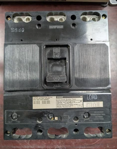 🤪 SIEMENS ITE 600 AMP CIRCUIT BREAKER 600 VAC 3 POLE LL3-F600 - Picture 1 of 8
