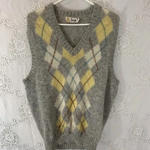 Pringle Scotland Vtg Men Gray Argyle Wool Cotton Sweater VEST 44/112 - Picture 1 of 9