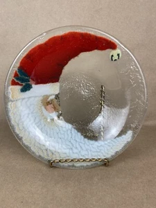 Peggy Karr Santa Fused Glass Cresent Moon Plate Folk Art Signed 8.5” - Imagen 1 de 11