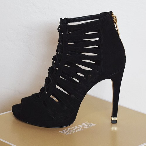 Michael Kors Clarissa tacco con cerniera in pelle scamosciata nera plateau punta aperta