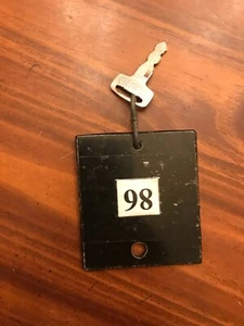 VINTAGE YAMAHA KEY 2902 - Picture 1 of 2