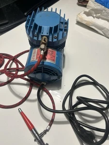 COMPRESOR PAASCHE D500 115V/1/10 HP CON MANGUERA DE AIRE COMO EN LA FOTO /Probado Funciona - Imagen 1 de 10