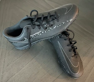 Neu Nike Phantom GT2 Club TF schwarz/gipfelweiß Größe 9 M DC0821 001 - Bild 1 von 5