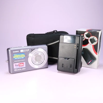 Casio Digital Camera Exilim EX-Z12 7.2MP Silver Tested - Image 1 of 4