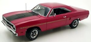 GMP 1/18 Scale Diecast G1803112 - 1970 Plymouth Road Runner - Pink