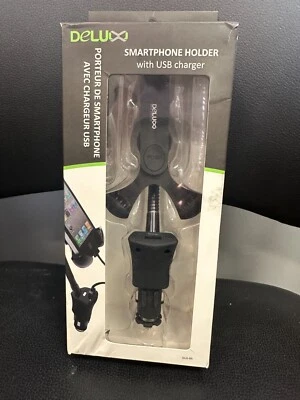 Delux Smartphone Holder With USB Charger Black And New - Image 1 of 2