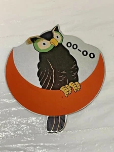 Vtg Halloween Cut Out Die-Cut Decoration OWL w Big Green Eyes On Crescent Moon - Picture 1 of 6