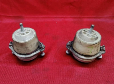Juego de 2 soportes de montaje motor izquierdo y derecho porsche cayenne v8 2003-2010 Foto 1 de 4
