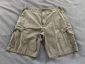 DKNY Mens Shorts Size 40 Green Cargo Casual Travel - Picture 1 of 11