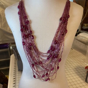 costume jewelry necklace - Picture 1 of 5
