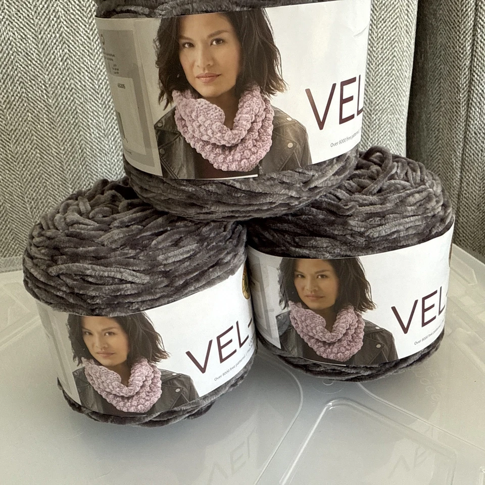 Lion BRAND Yarn Vel-luxe Charcoal 246 Yds