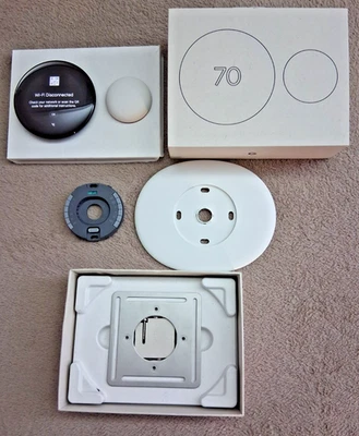 Google Nest Learning Thermostat 4th gen with Temperature Sensor, Black, Great - Image 1 of 4