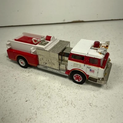 Corgi Classics 1/50 Mack CF Pumper St Mary's County Diecast Truck 52004 - Image 1 of 4