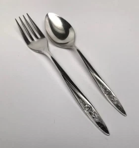 Vintage ONEIDA COMMUNITY SILVER PLATE "MORNING ROSE" SET of YOUTH FORK & SPOON - Picture 1 of 2