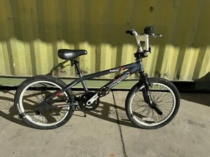 Mongoose Ravage Shut Op & Ride 20” BMX Bike Gray - Picture 1 of 14