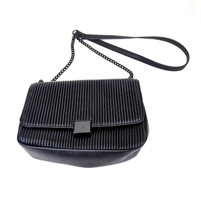 DKNY Logo Black Sina Ribbed Chain Crossbody Shoulder Luxury Bag Purse MSRP $198 - Image 1 of 4