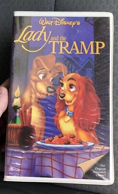 Walt Disney's Lady and the Tramp Black Diamond VHS The Classics Edition Red Sig - Image 1 of 2