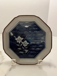 Fitz & Floyd Hexagonwhite Blue Plate 7” Vintage Flower Navy - Picture 1 of 4
