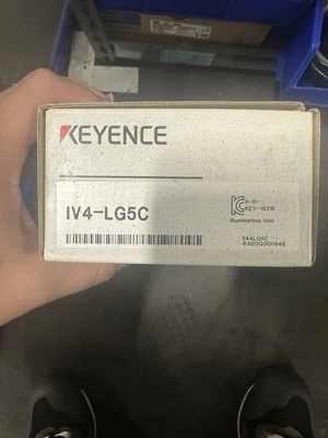Keyence IV4-LG5C Vision Sensor New In Box - Image 1 of 2