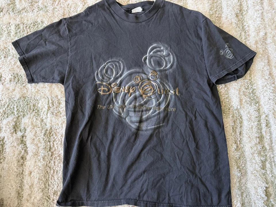 Винтажная интерактивная приключенческая рубашка Disney Quest большой черный тематический парк Микки - Изображение 1 из 4