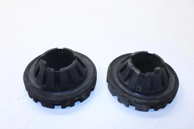 Пара резиновых изоляторов сиденья пружины задней катушки 13-24 Nissan Pathfinder 55050-3JA0A - Изображение 1 из 4