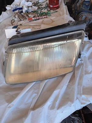 Conjunto de farol VW PASSAT esquerdo 98 99 00 01 - Imagem 1 de 3