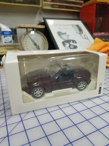 BMW Z1 / ESCALA 1:24 / como nuevo, nunca abierto o mostrado modelo de coche - Imagen 1 de 21