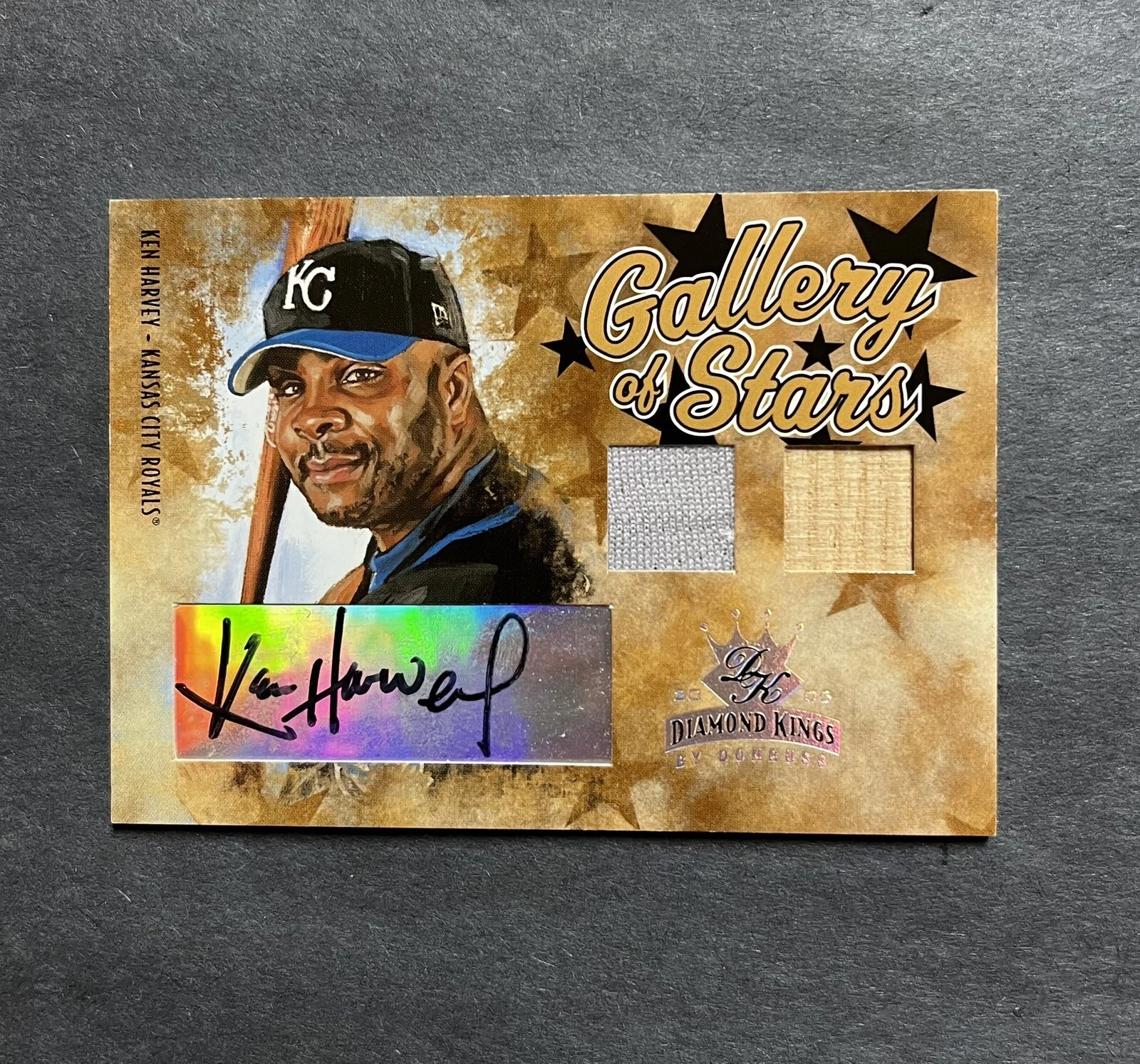2005 Donruss Diamond Kings Gallery of Stars Dual GU Relic /25 Ken Harvey Auto